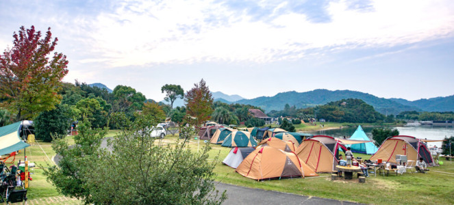 キャンプ場　温泉